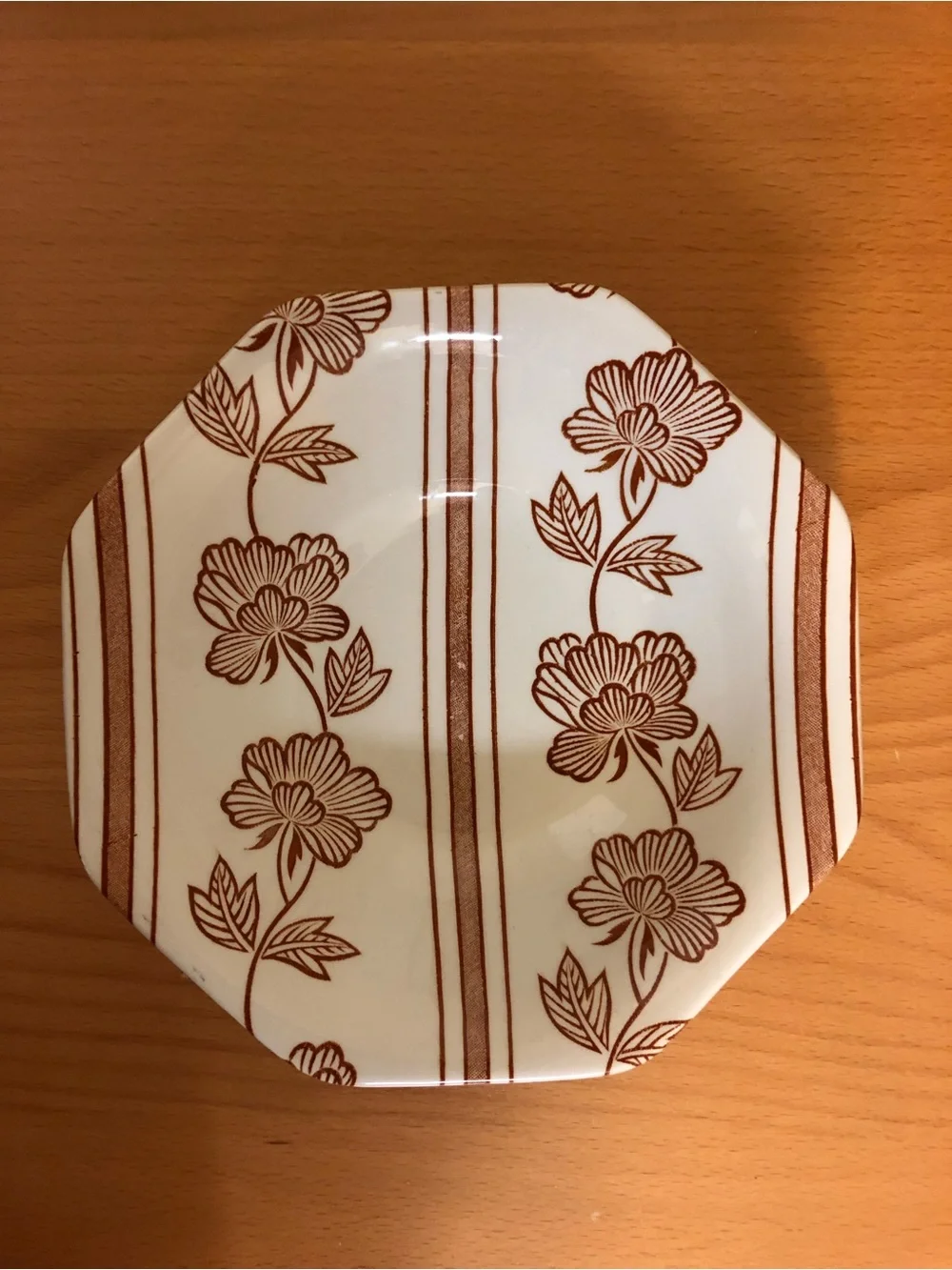 Vintage Octagonal Floral Dessert/Snaks Bowls in Brown and White - Set of 3